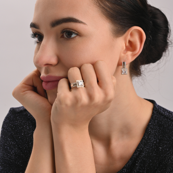 Срібний набір із золотими вставками