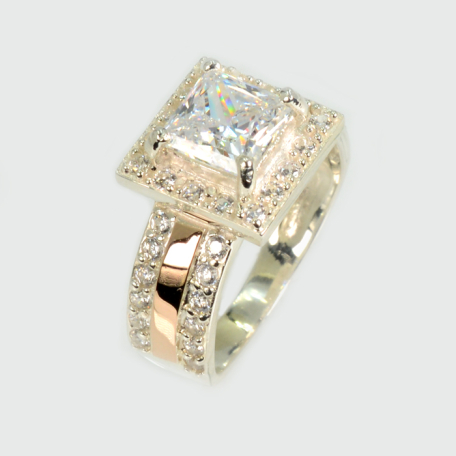 Серебряное кольцо с золотыми вставками