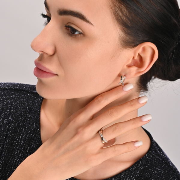 Срібна каблучка  зі вставками з золота