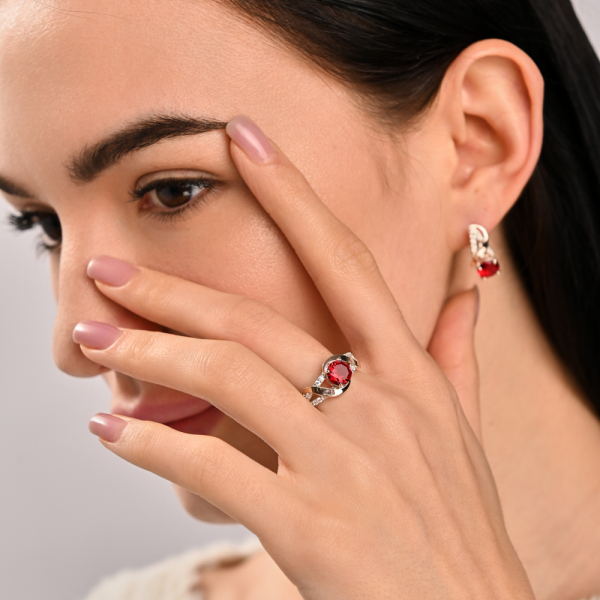 Срібний комплект прикрас з золотими вставкми