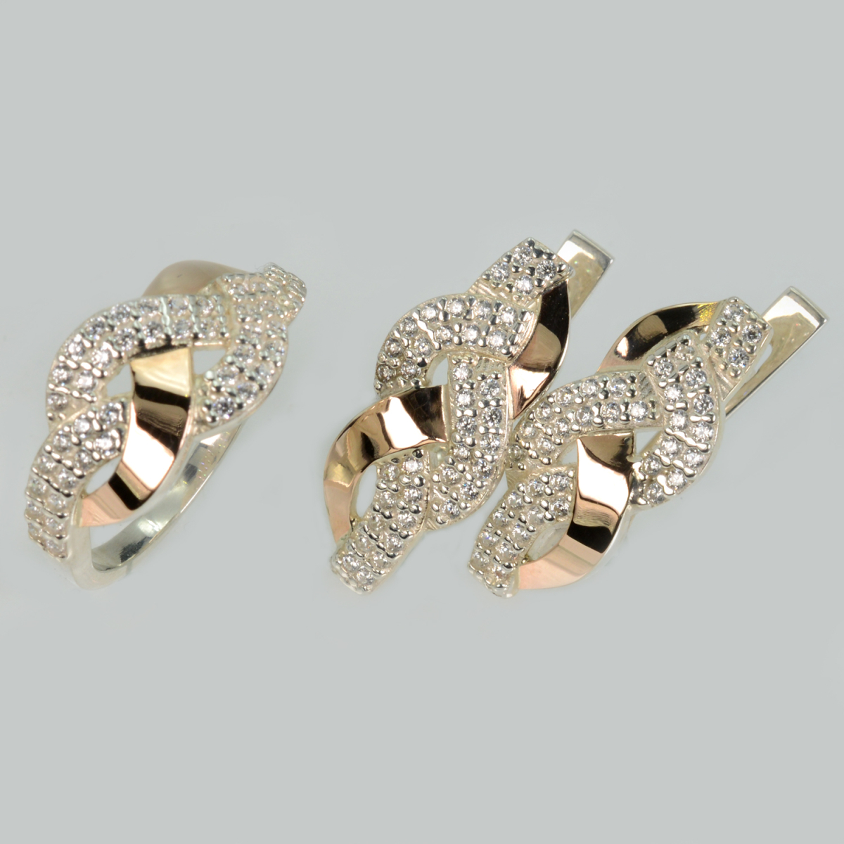 Срібний набір з золотими напайками і фіанітами