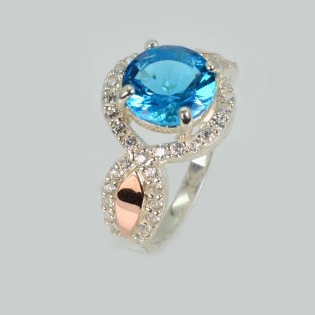 Серебряное кольцо с золотыми пластинками