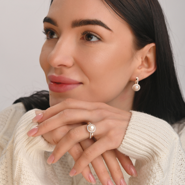 Срібна каблучка з жемчугом