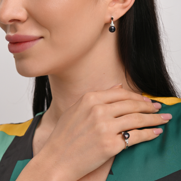 Срібна каблучка з жемчугом