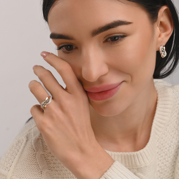 Срібний гарнітур з золотими пластинами