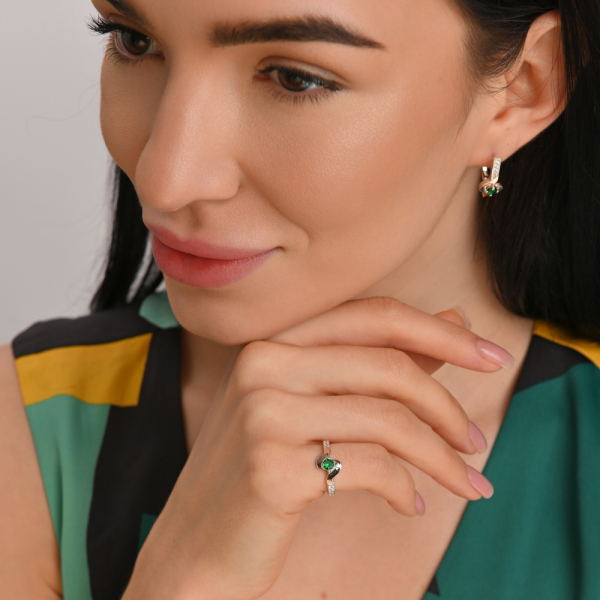 Срібне кільце з золотими вставками