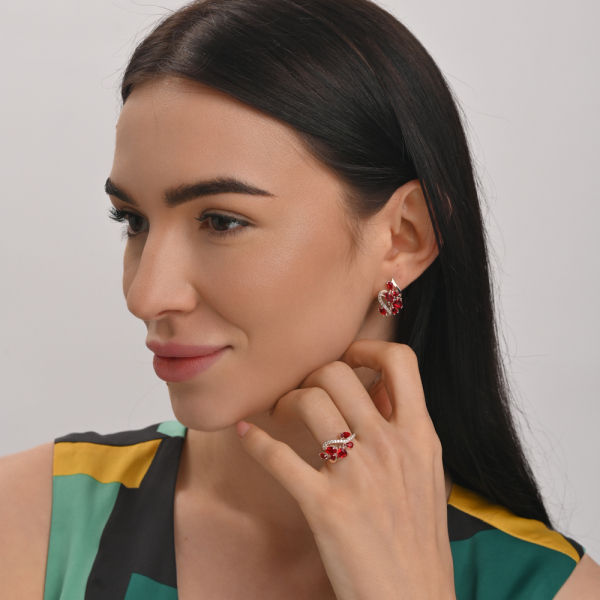 Срібний набір з золотими пластинами