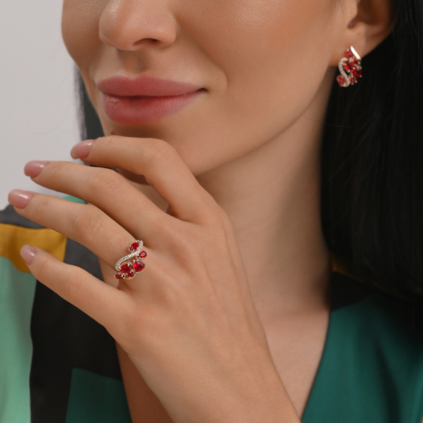 Срібний набір з золотими пластинами