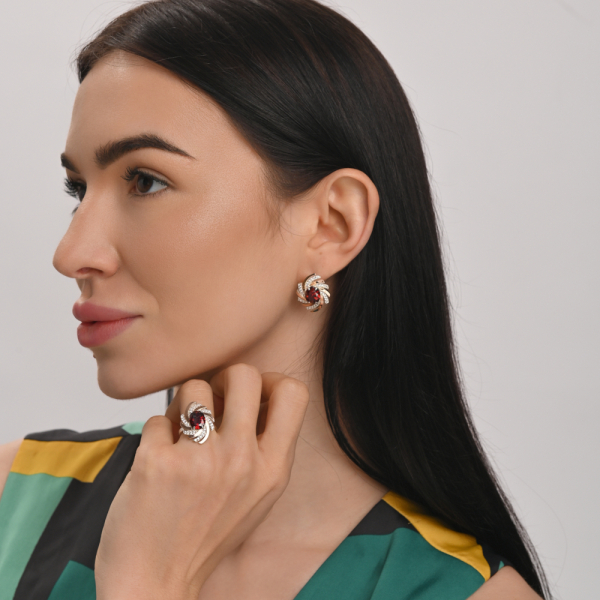 Срібний набір з золотими пластинами