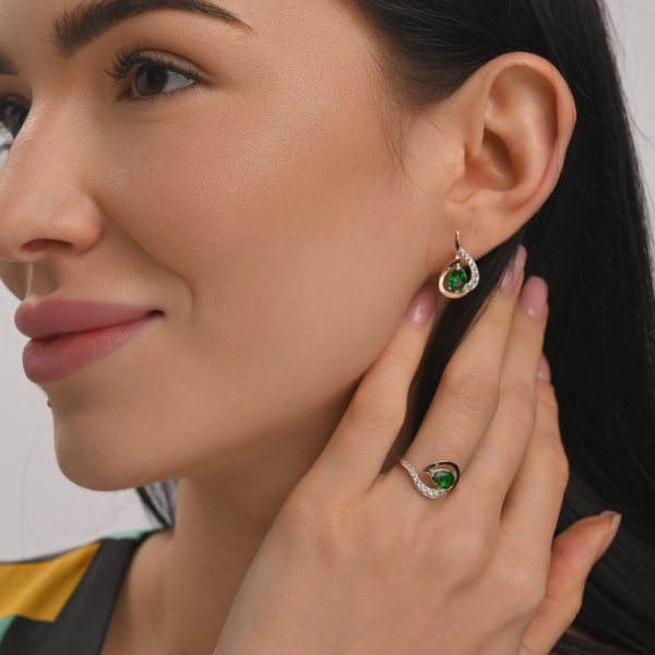 Срібний набір з золотими пластинами