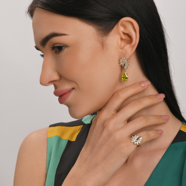 Срібний набір з золотими пластинами