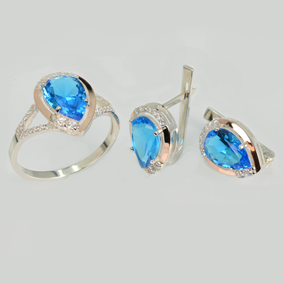 Серебряный набор с золотыми пластинами