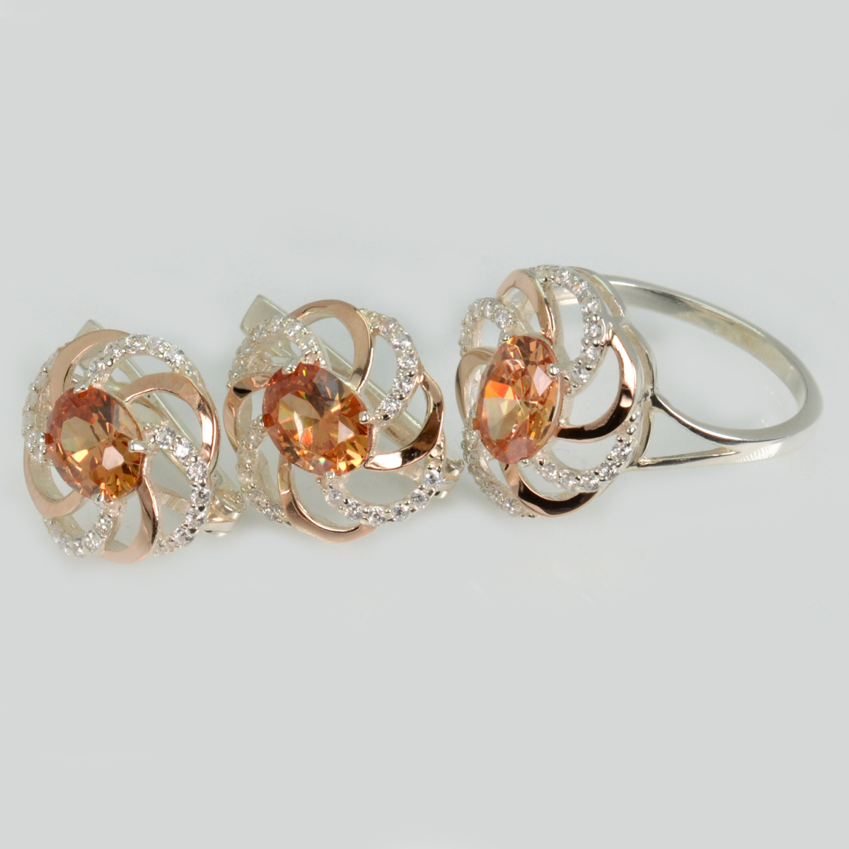 Серебряный набор с золотыми пластинами