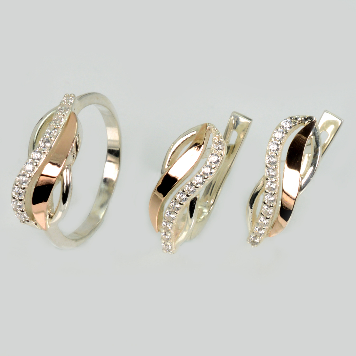 Серебряный набор с золотыми пластинами