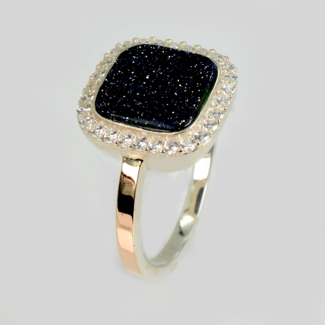 Серебряное кольцо с фианитами и авантюрином