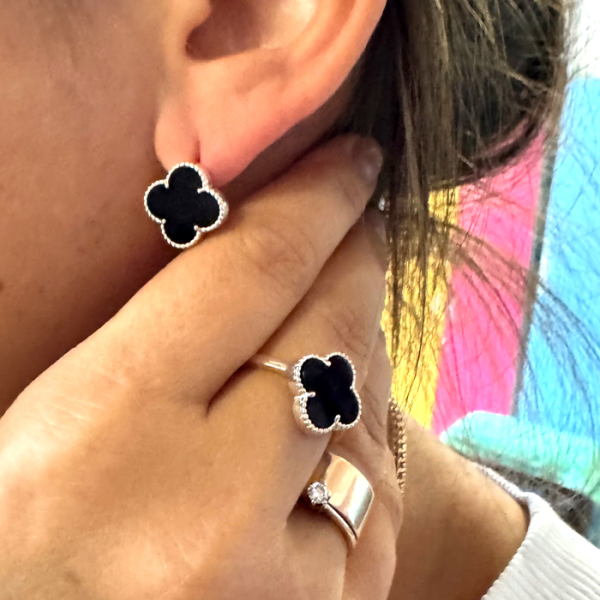 Срібний набір з конюшиною