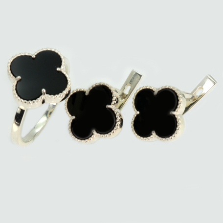 Серебряный набор с клевером