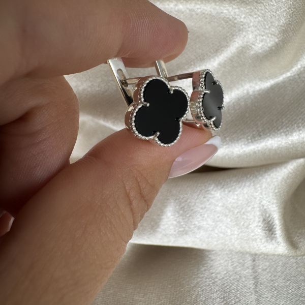 Срібні сережки з конюшиною