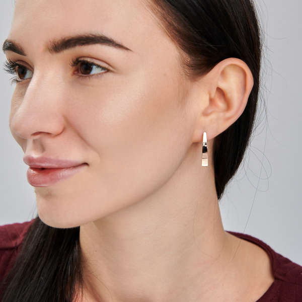 Срібні сережки з золотими пластинами