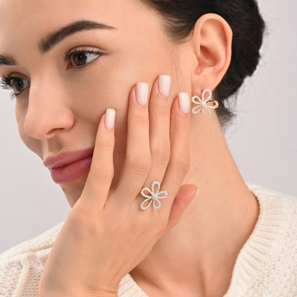 Серебряное кольцо с золотыми вставками