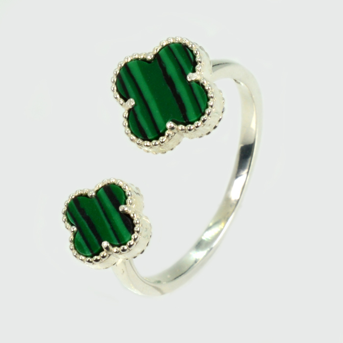 Срібна каблучка "Дві конюшини"