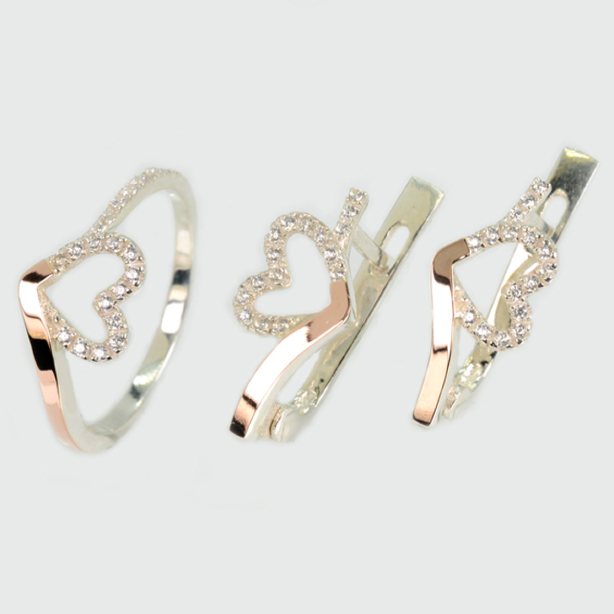 Срібний набір з золотими пластинами