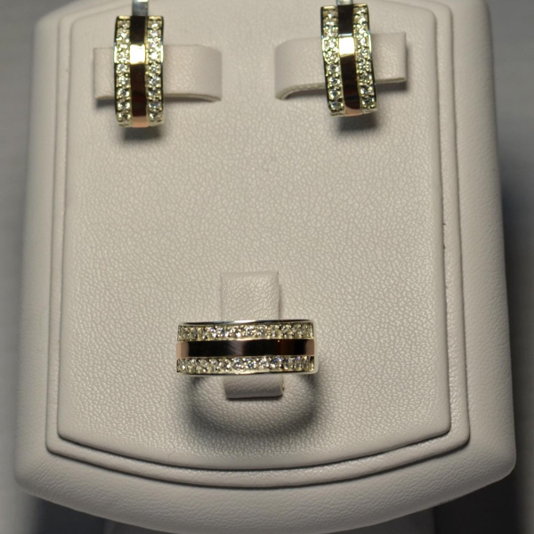 Срібний гарнітур із золотими вставками