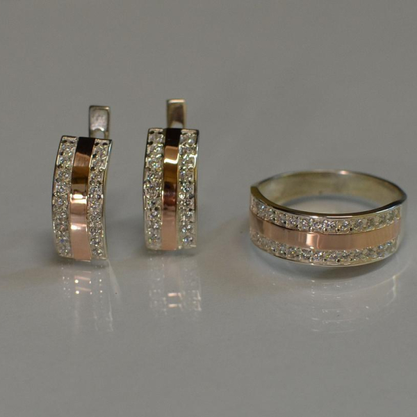 Срібний гарнітур із золотими вставками