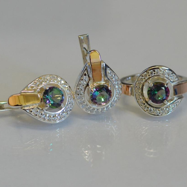 Срібний комплект з золотими вставками