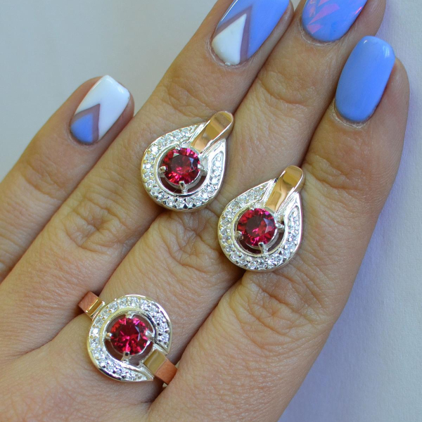 Срібний комплект з золотими вставками