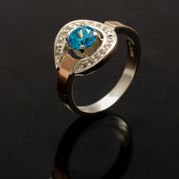 Срібна каблучка з золотими накладками