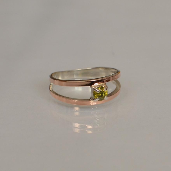 Срібна каблучка з пластинами із золота