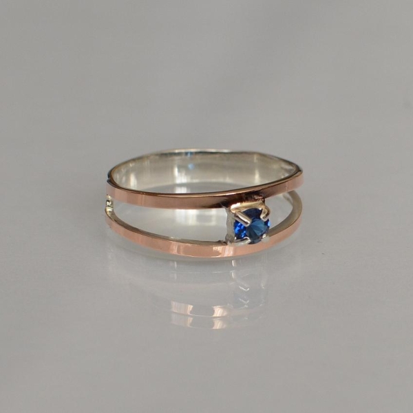 Срібна каблучка з пластинами із золота