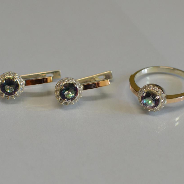 Срібний набір з золотими напайками