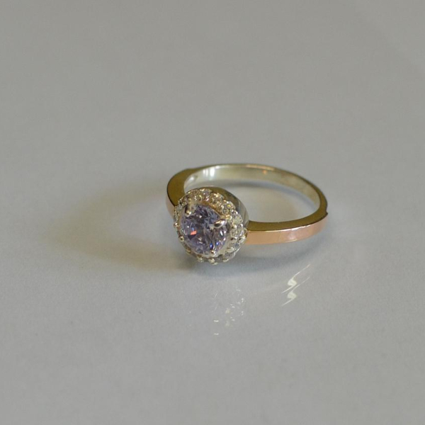 Серебряное кольцо с напайками из золота