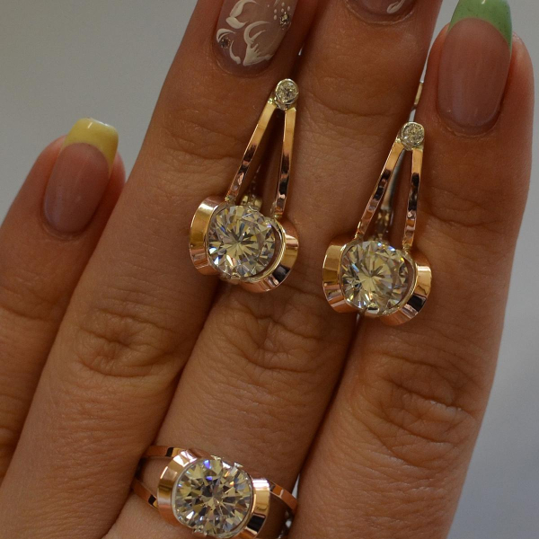 Серебряный комплект с пластинами из золота