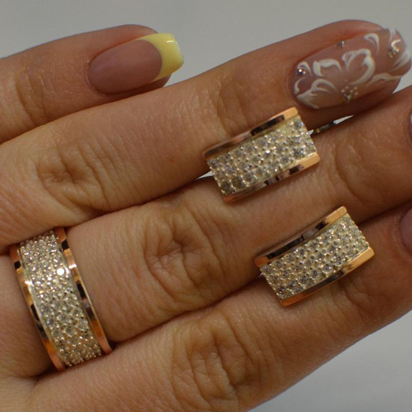 Срібний гарнітур з золотими напайками