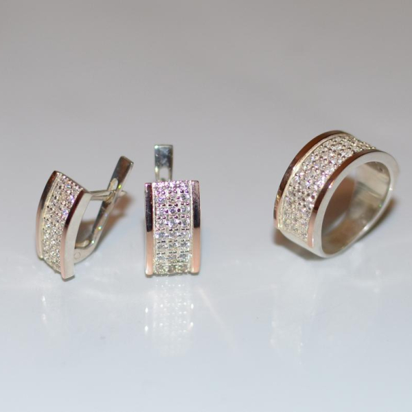 Срібний гарнітур з золотими напайками