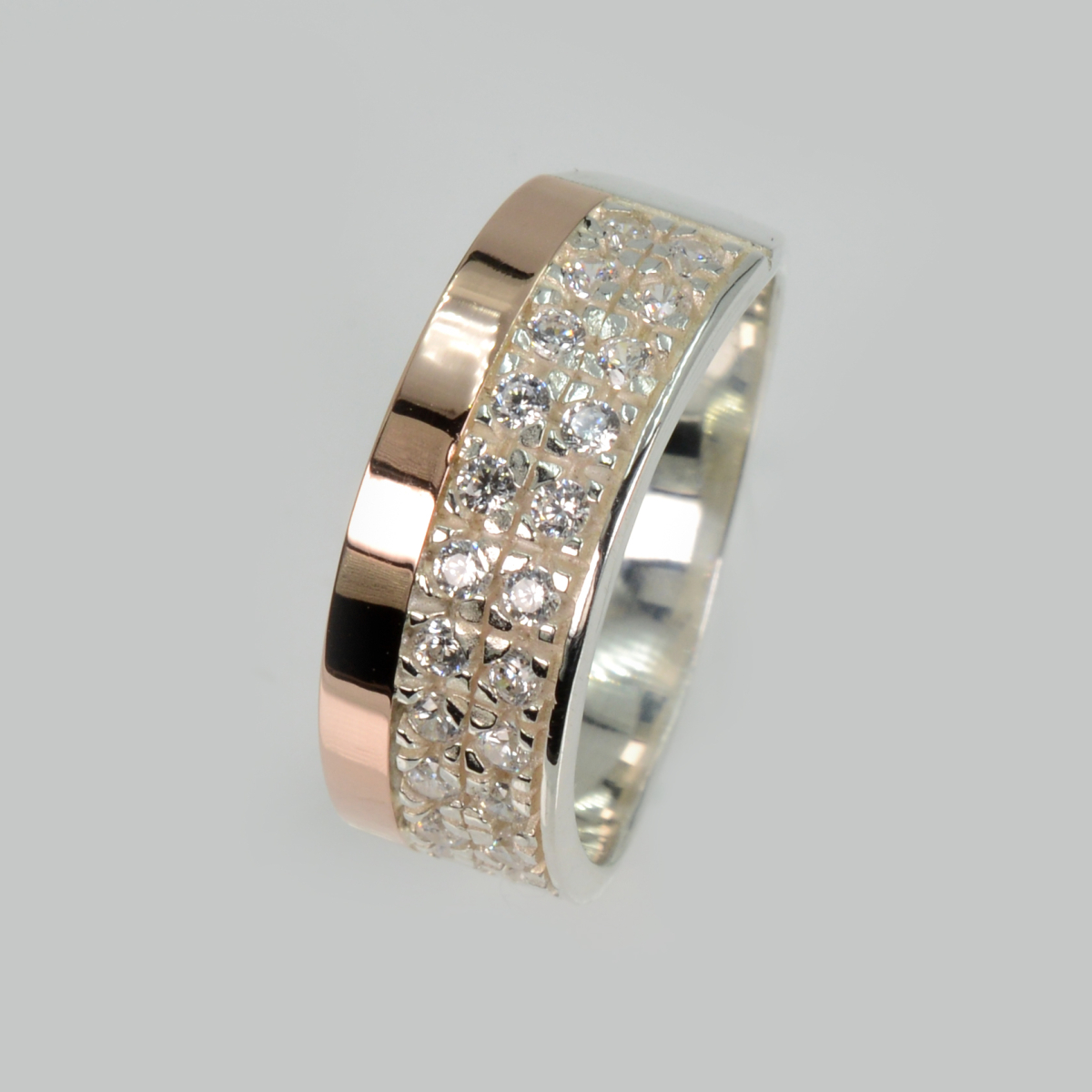 Серебряное кольцо с золотыми напайками