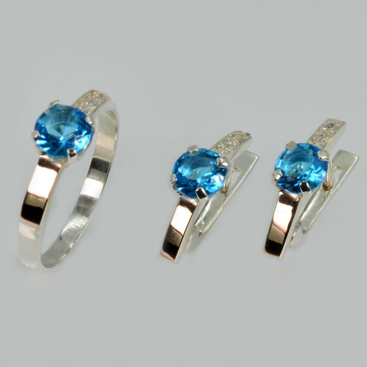 Срібний комплект з золотими пластинами