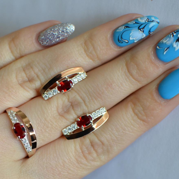 Срібний набір з золотими вставками