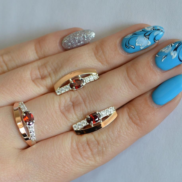 Срібний набір з золотими вставками