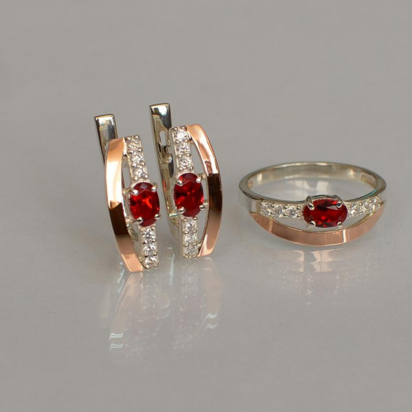 Срібний набір з золотими вставками