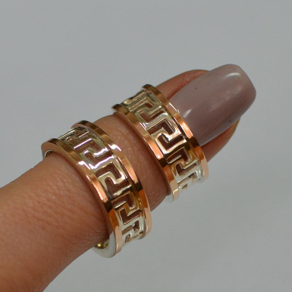 Срібна каблучка з напайками із золота