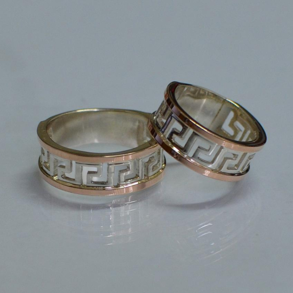 Пара обручок зі срібла