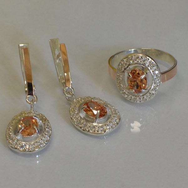 Срібний гарнітур з золотими накладками