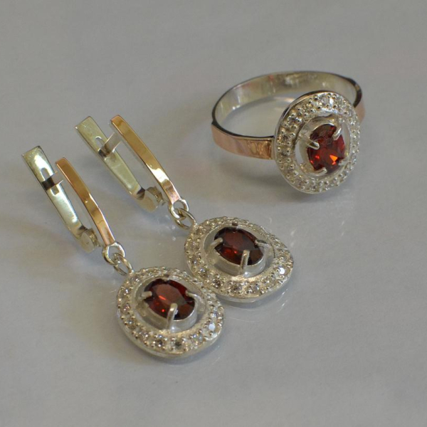 Срібний гарнітур з золотими накладками