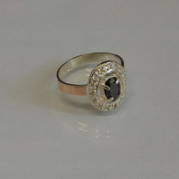 Срібна каблучка з золотими пластинами