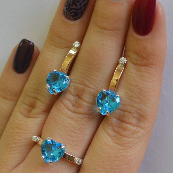 Срібний гарнітур з золотими напайками