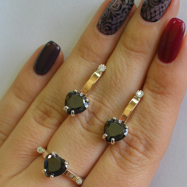 Срібний гарнітур з золотими напайками